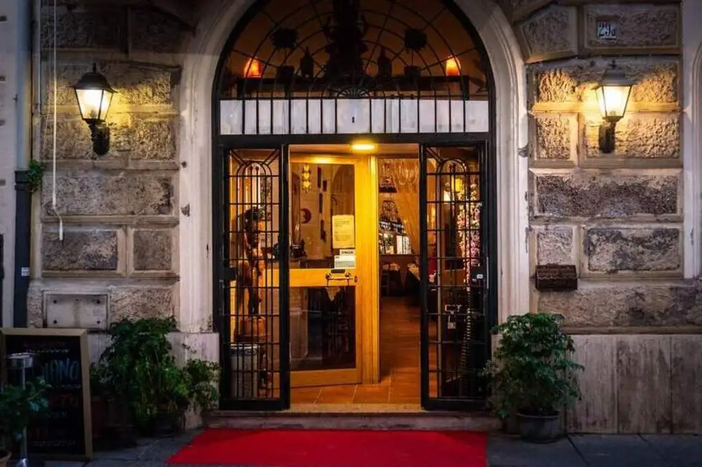 10 Best Halal Restaurants in Rome, Italy